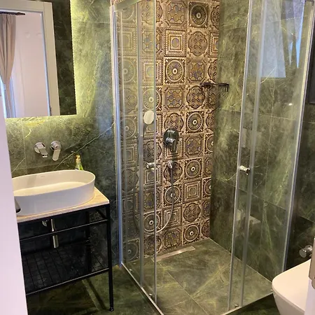 Olives Tree Bed & Breakfast *